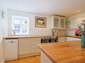 غسالة أطباق، مستلزمات طهي/أطباق/أوعية