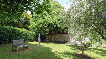 Khuôn viên nơi lưu trú