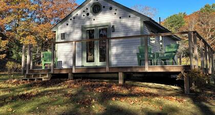 SeaRiver Cabin on the Bagaduce, Kayaks Included. Seals, Wildlife, Birds & Nature