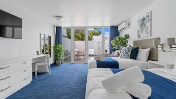 Individually decorated, individually furnished, laptop workspace