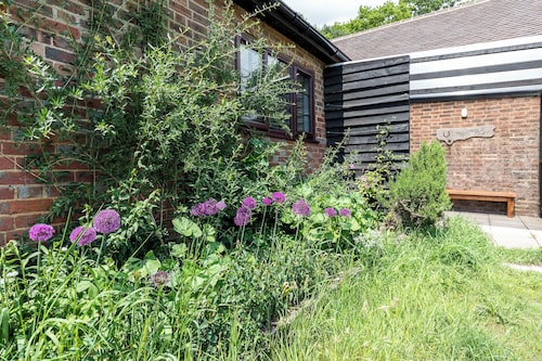 Stable Flat on Westerlands Farm and sleeps up to 6