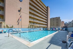 Outdoor pool - Calypso Condominiums unit 101 Ocean City Maryland condo rental (Ocean City)