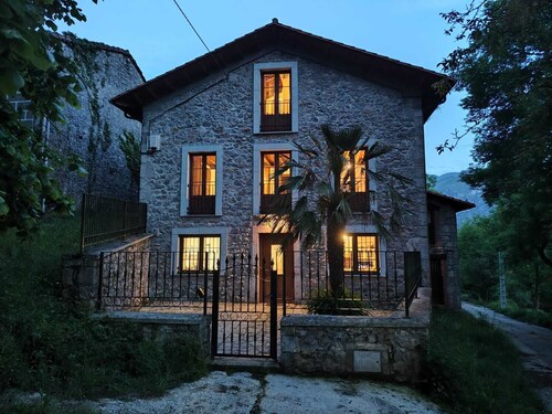 "BARDALES HOUSE"