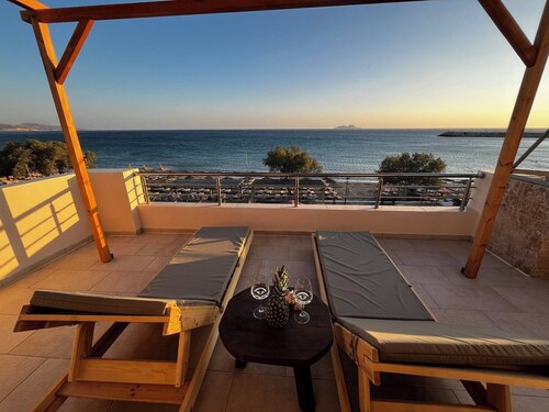 Anemona Villa