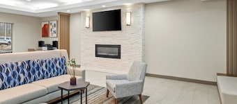 Holiday Inn Express & Suites Hebron - Cincinnati Airport by IHG