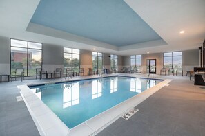 Indoor pool - Staybridge Suites Indianapolis South - Greenwood by IHG (Greenwood)