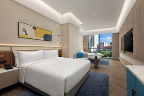 1 King 1 Double Premium | Premium bedding, down comforters, free minibar, blackout drapes - voco Chengdu Chunxi Road by IHG (Chengdu)