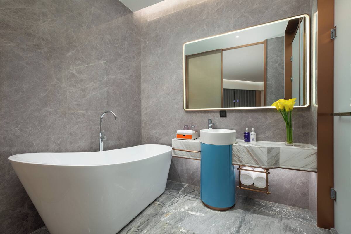 One Bedroom Suite | Room amenity