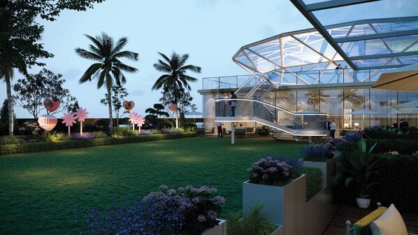 Rooftop terrace - voco Chengdu Chunxi Road by IHG (Chengdu)