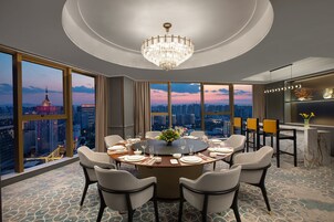 Presidential Suite, 1 Twin Bed (HUALUXE) | Free WiFi, bed sheets