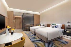 Standard Room, 2 Double Beds | Free WiFi, bed sheets