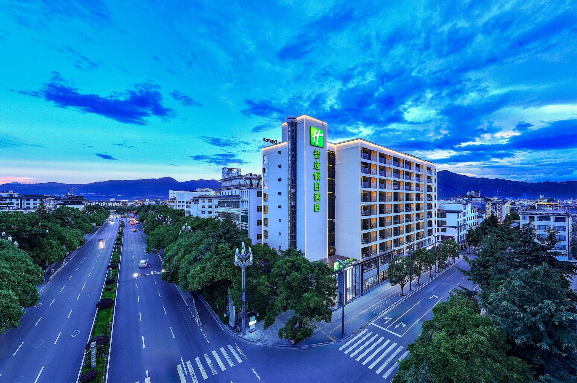 4 Star Hotels