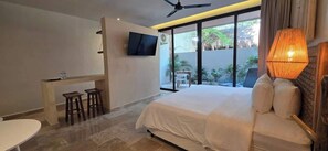 3 bedrooms, WiFi, bed sheets - Boho Rooftop · King, Pool & Iconic Landscapes (Isla Mujeres)