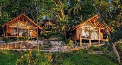 BEACH RESORT PLAYA LEONA YOUR PLACE IN COSTA RICA NATURE & PEACE