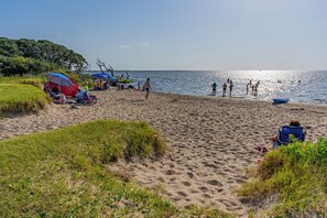 Beach nearby, sun loungers
