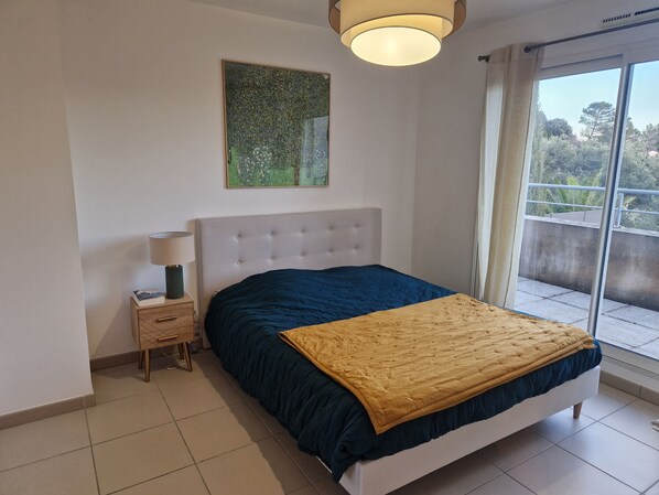 4 bedrooms, WiFi, bed sheets