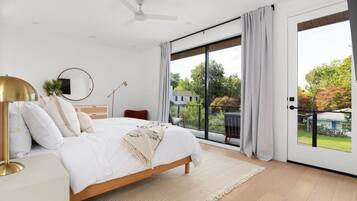 4 slaapkamers, een bureau, gratis wifi, beddengoed