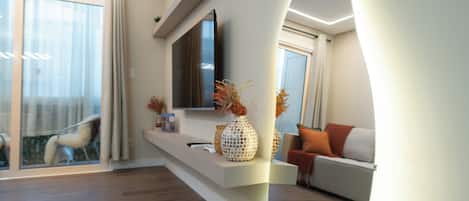 Appartement Confort, plusieurs lits, animaux de compagnie acceptés, rez-de-chaussée | Coin séjour