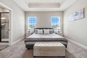 4 chambres, fer et planche à repasser, Wi-Fi, draps fournis
