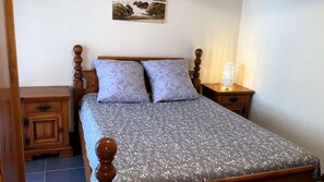 1 bedroom, iron/ironing board, WiFi, bed sheets - Attractive T2 bis through ideally located (Le Cap d'Agde)