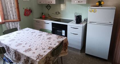 Accommodation i Querceti, small villa in the Bolognese Apennines