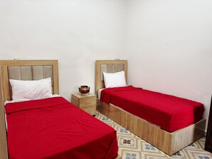 2 bedrooms, bed sheets