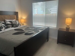 1 habitación y ropa de cama
