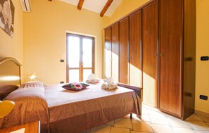 2 bedrooms, free WiFi