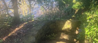 Family home with garden and beach access.  Ria d'Etel. Calm and wild.