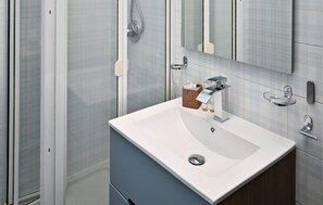 Shower - Awesome apartment in Menfi with WiFi (Menfi)