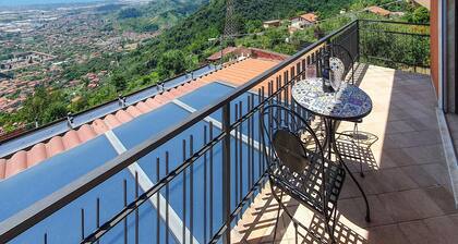 Awesome home in Bargana with WiFi
