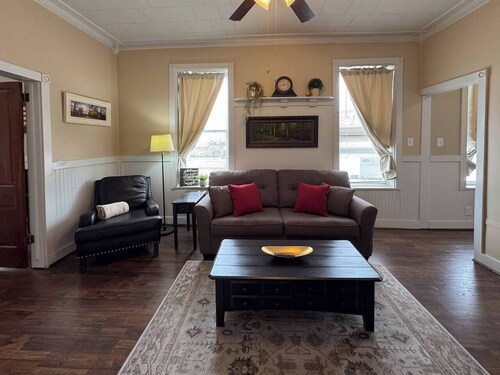 Historic Downtown Nauvoo | Temple Walk & Parking