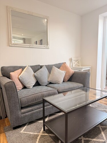 Cosy Adorable 1 Bedroom Studio in London