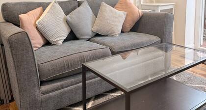 Cosy Adorable 1 Bedroom Studio in London