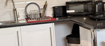 Cosy Adorable 1 Bedroom Studio in London