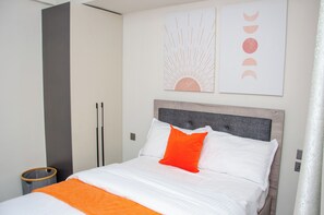 2 habitaciones, tabla de planchar con plancha y wifi gratis