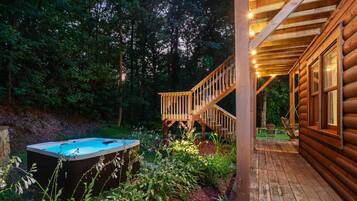 Bain à remous extérieur