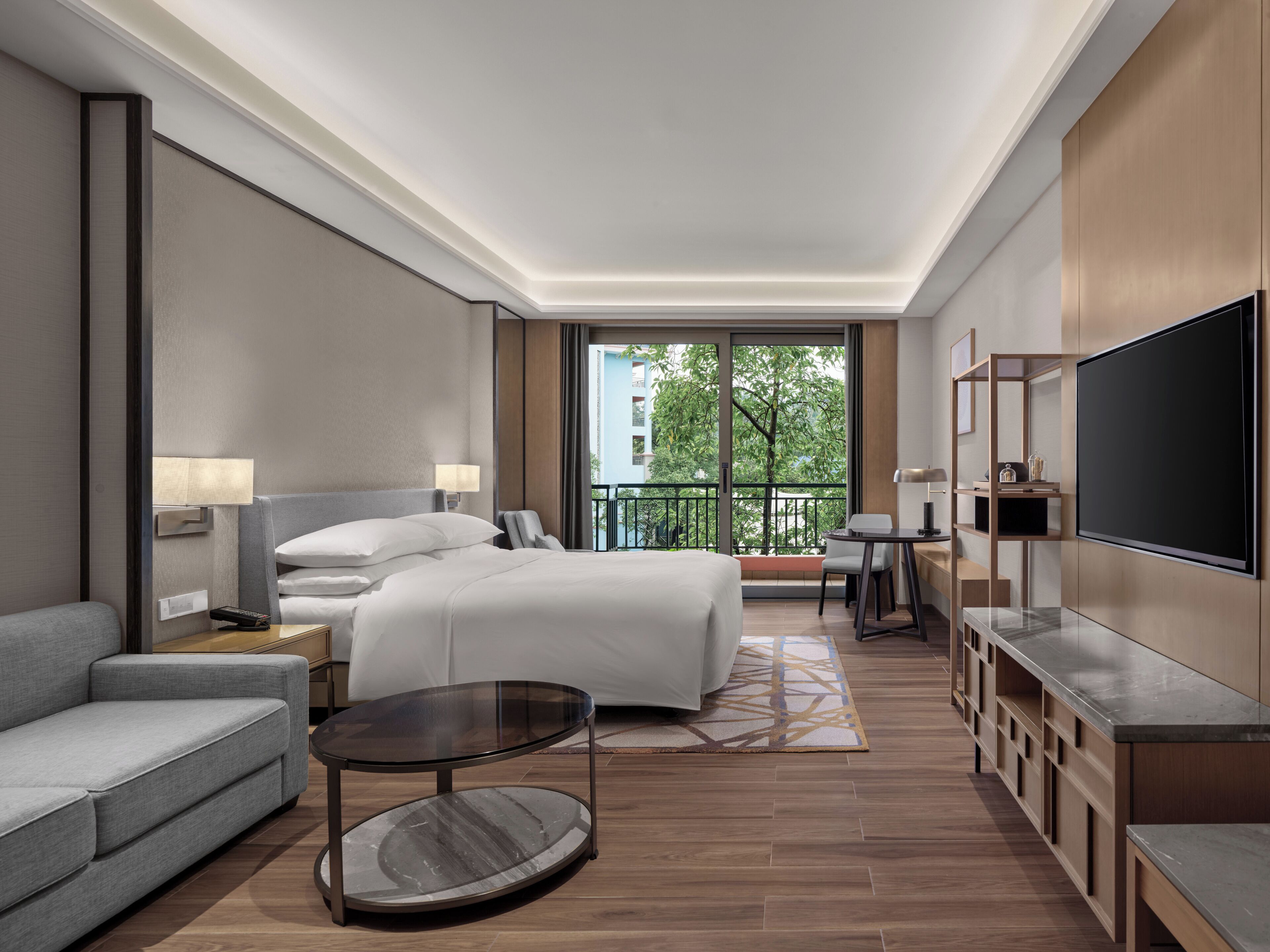 Huone, 1 makuuhuone, tupakointi kielletty, kaupunkinäköala (1 Bedroom Apartment) | Untuvapeitot, minibaari, tallelokero huoneessa, pimennysverhot