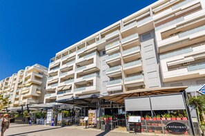 Exterior - Lungomare Cozy Studio by PikHost (Vlorë)