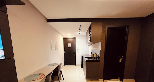 Deluxe Apartment | Private kitchen - LM WAY TAMBAU (Joao Pessoa)