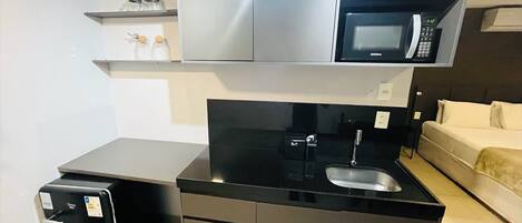 Deluxe Apartment | Private kitchen