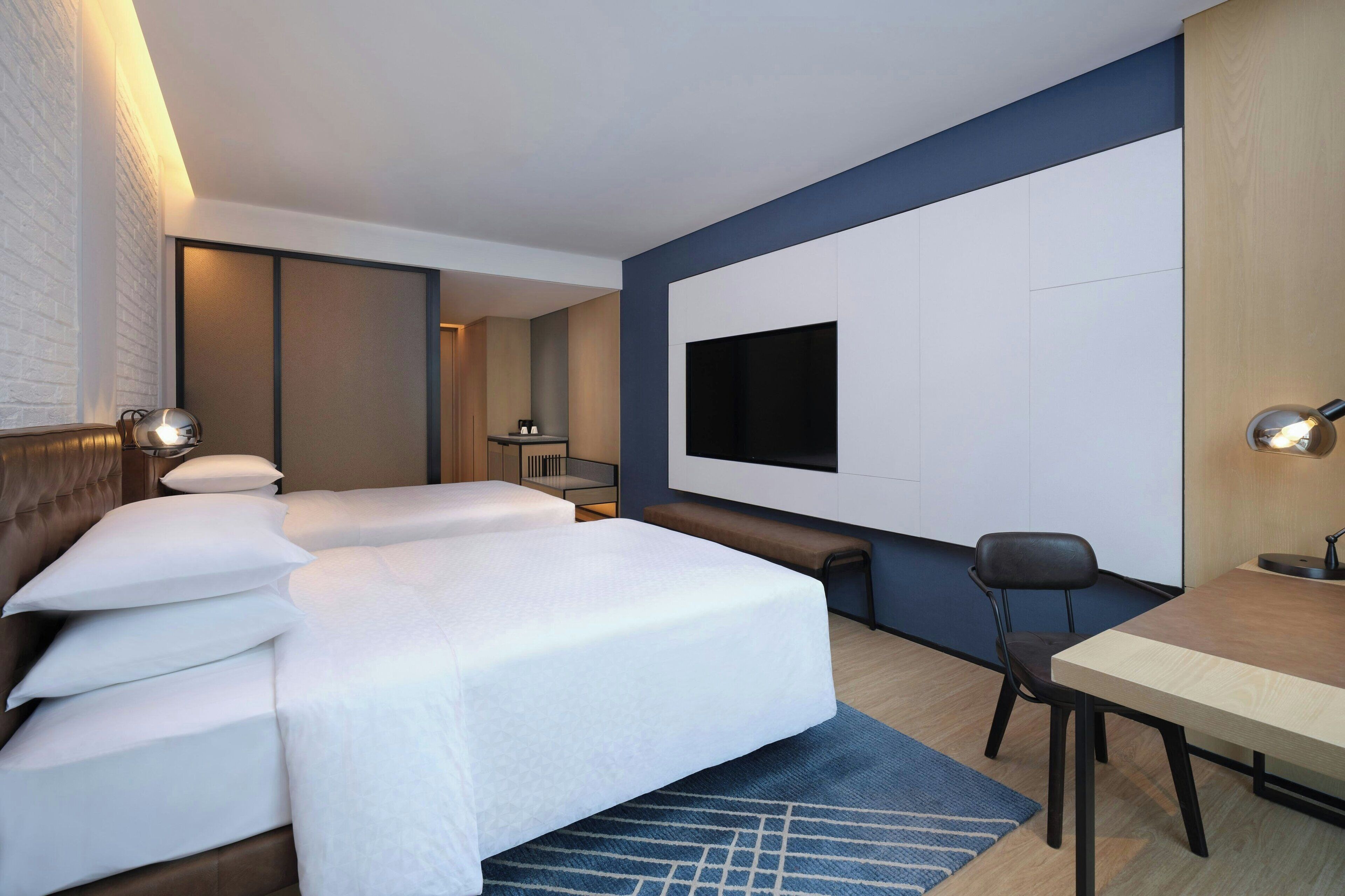 Superior Room, 2 Double Beds, City View