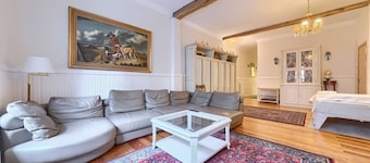 Abando-Ibarra House Guggenheim Bilbao