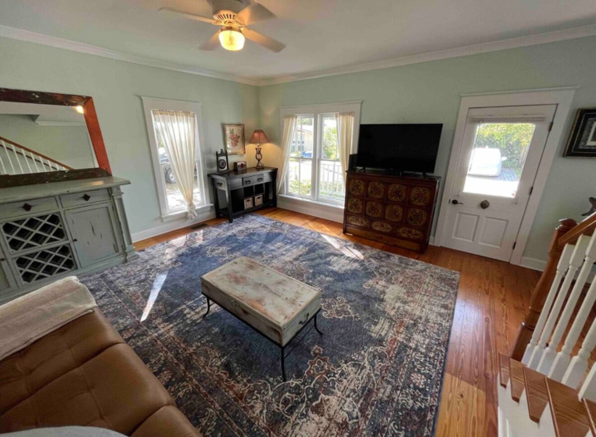 Photo 3 of Charming Victorian Home in beautiful St. Augustine with WiFi, AC