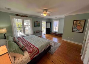 3 間睡房、免費 Wi-Fi、床單