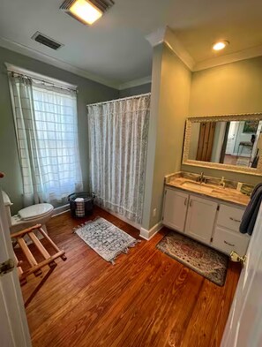 淋浴設備、風筒、提供毛巾、番梘