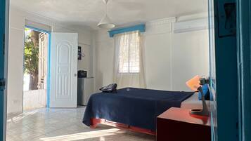 1 dormitori, wifi i roba de llit