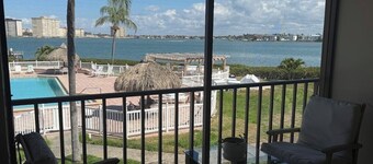 Serene Waterfront Condo, 2BR/2BA , Bay Views + Balcony + Workspace