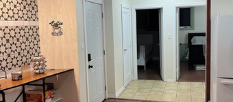 Charming 2-bedroom, 1-bath apartment just blocks from Waldorf University.