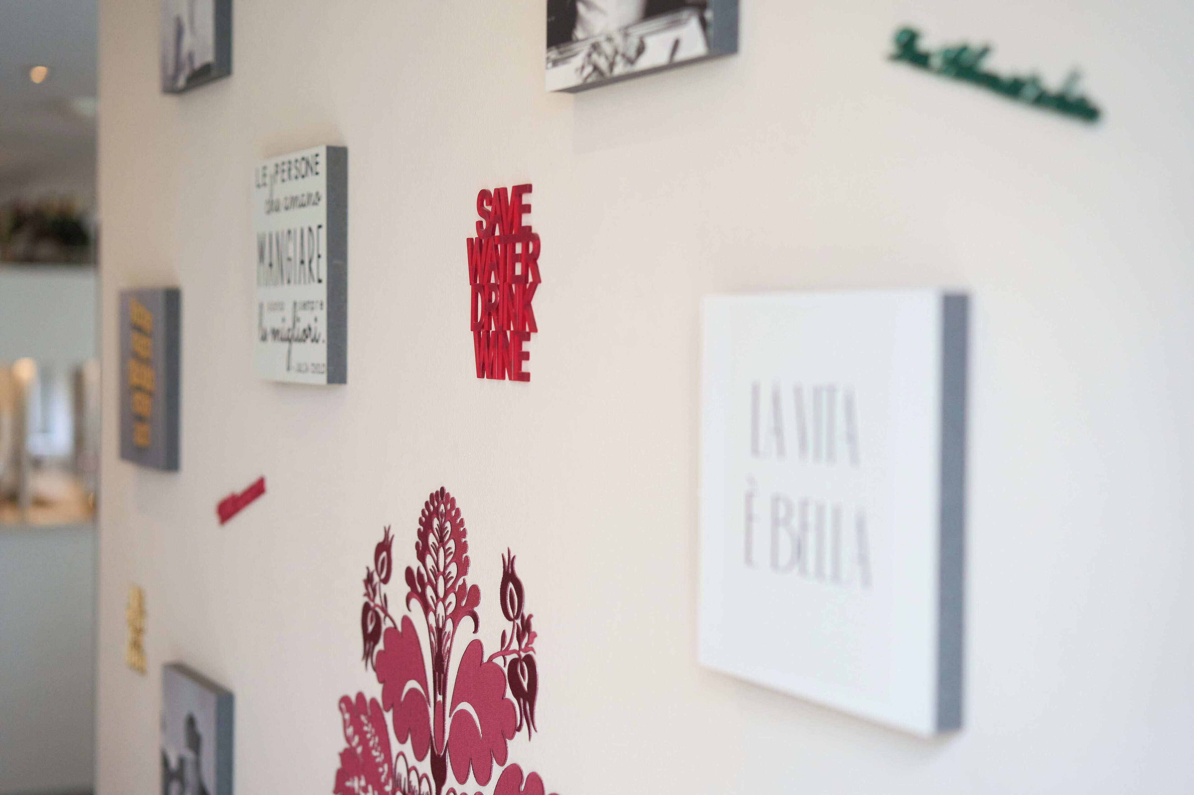 Daily buffet breakfast (EUR 9.9 per person)